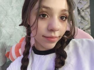 Ariana_More
