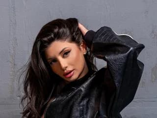Chloe_Sin