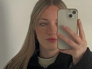 EvelynBlond