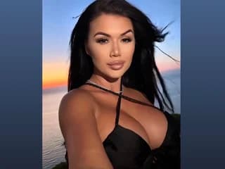 LovelyBeccaa