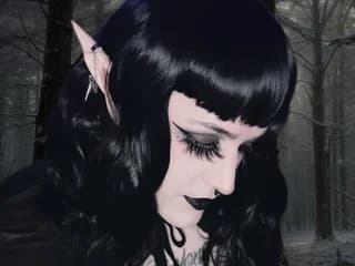 MissZoeDeville