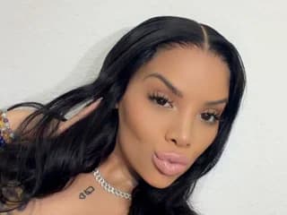 XkayluvX