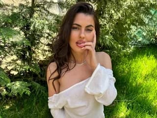 Yasminaa