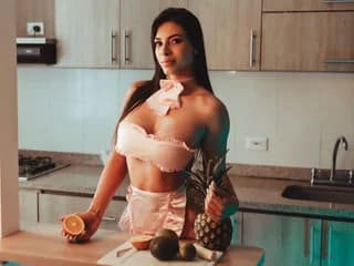 YelinaMontana