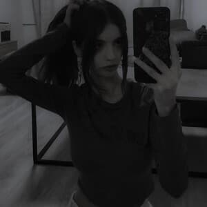 Mary_lo01