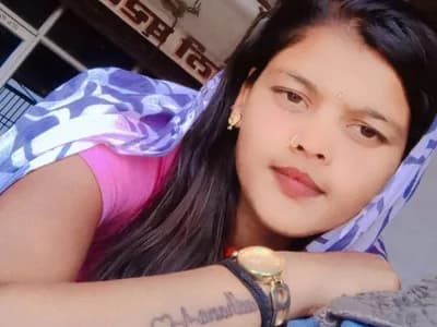 Hot_bhabi0123
