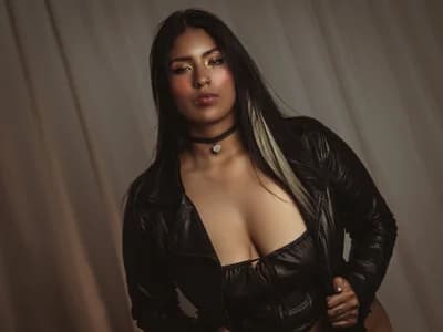 Sasha_Larsen