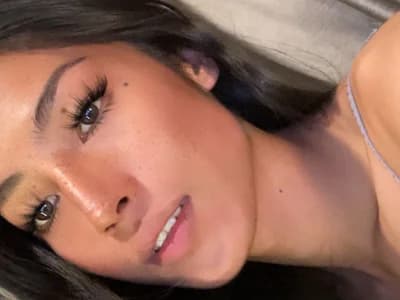 Belle_Sinclair