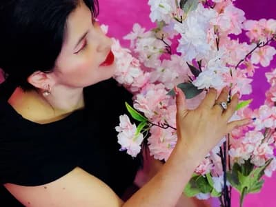 HornySkinny26