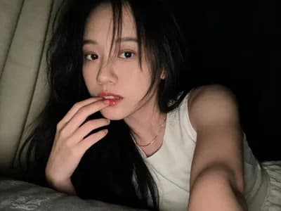 Liuyifei2005
