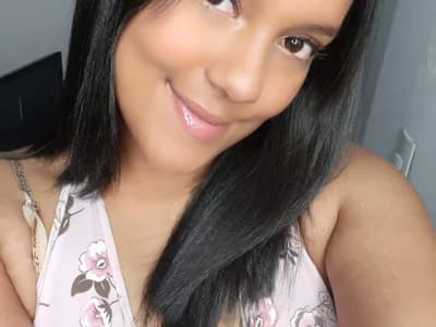 EmmaHole_