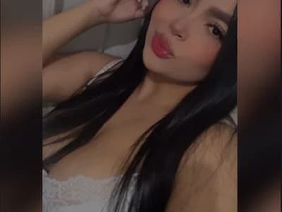 BellaBoobs_
