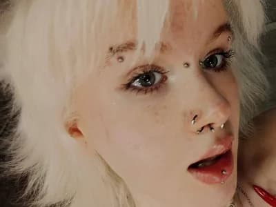 Mia_WaterFall