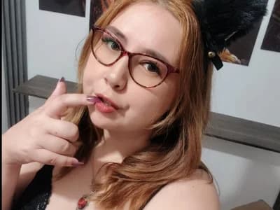 chloe_prg