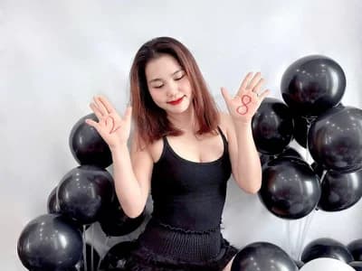 Amos_Eva