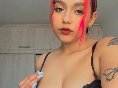 Sabrina_Adams04