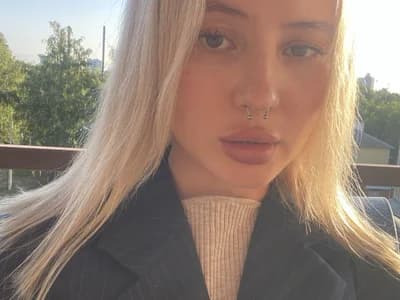 Lilly_lllll