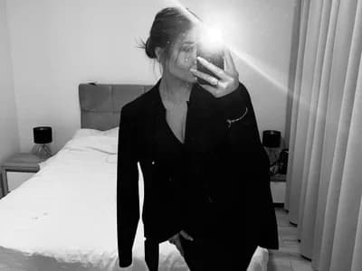 Billie054