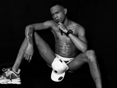 black_latin23cm