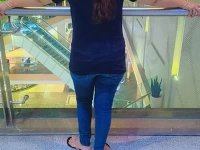 Hot_anika_