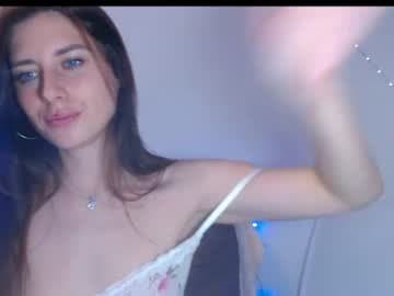 dora_blue_eyed