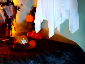 hornyshow1