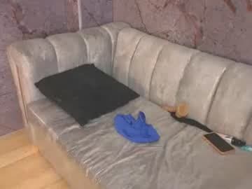 roxy_luxe_tf