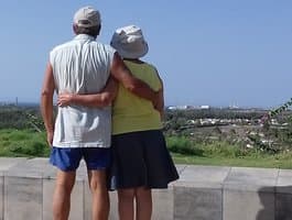 Sunshine-Couple
